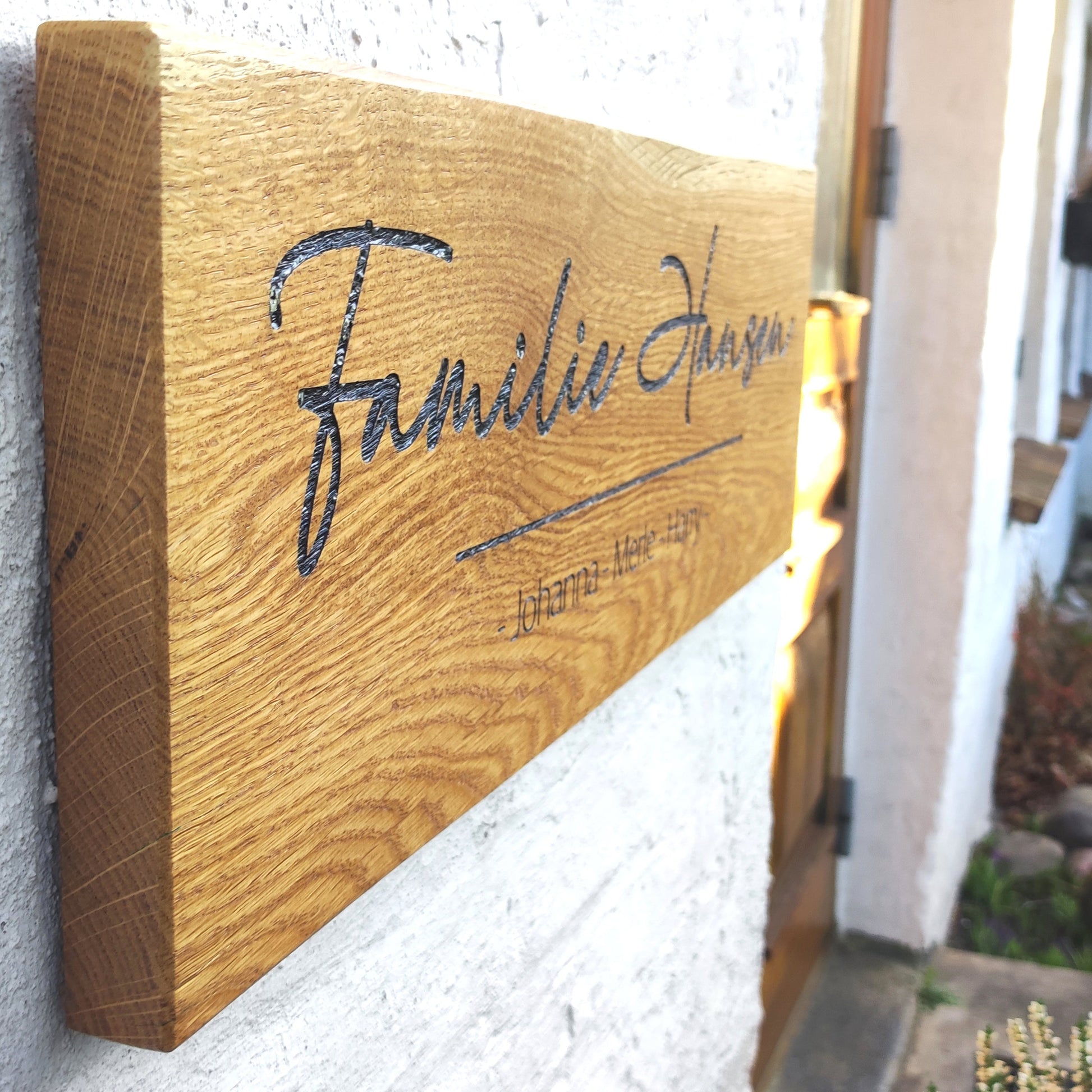 Eichenschild (57x20cm), Haustürschild, Willkommen, Türschild personalisiert, Eingangsschild, Eiche Holzschild, Namensschild Haustür.